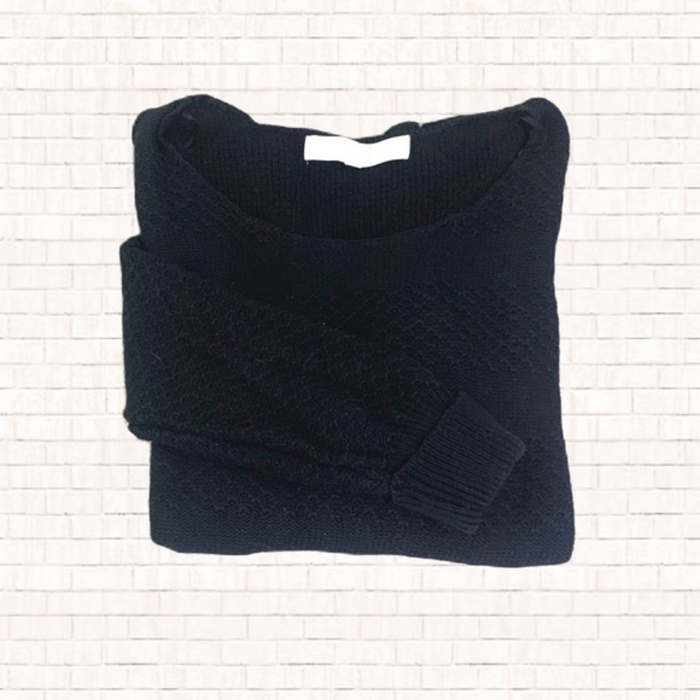 Amazon Crochet Sweater • Pink Rose brand black striped knit Small EUC OBO